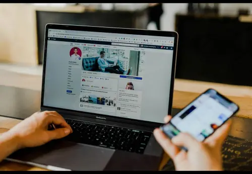 Il Social Media Marketing: Strategie e Sfide nel Mondo Connesso